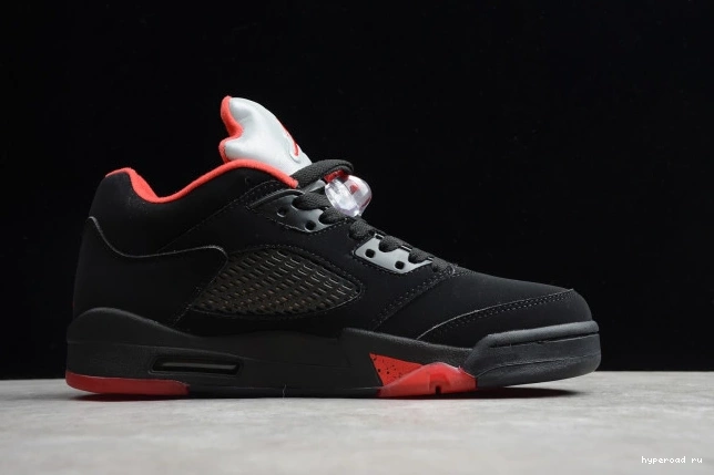 Jordan Retro Low 819171-001 90  5 red black Air Alternate mens 0525